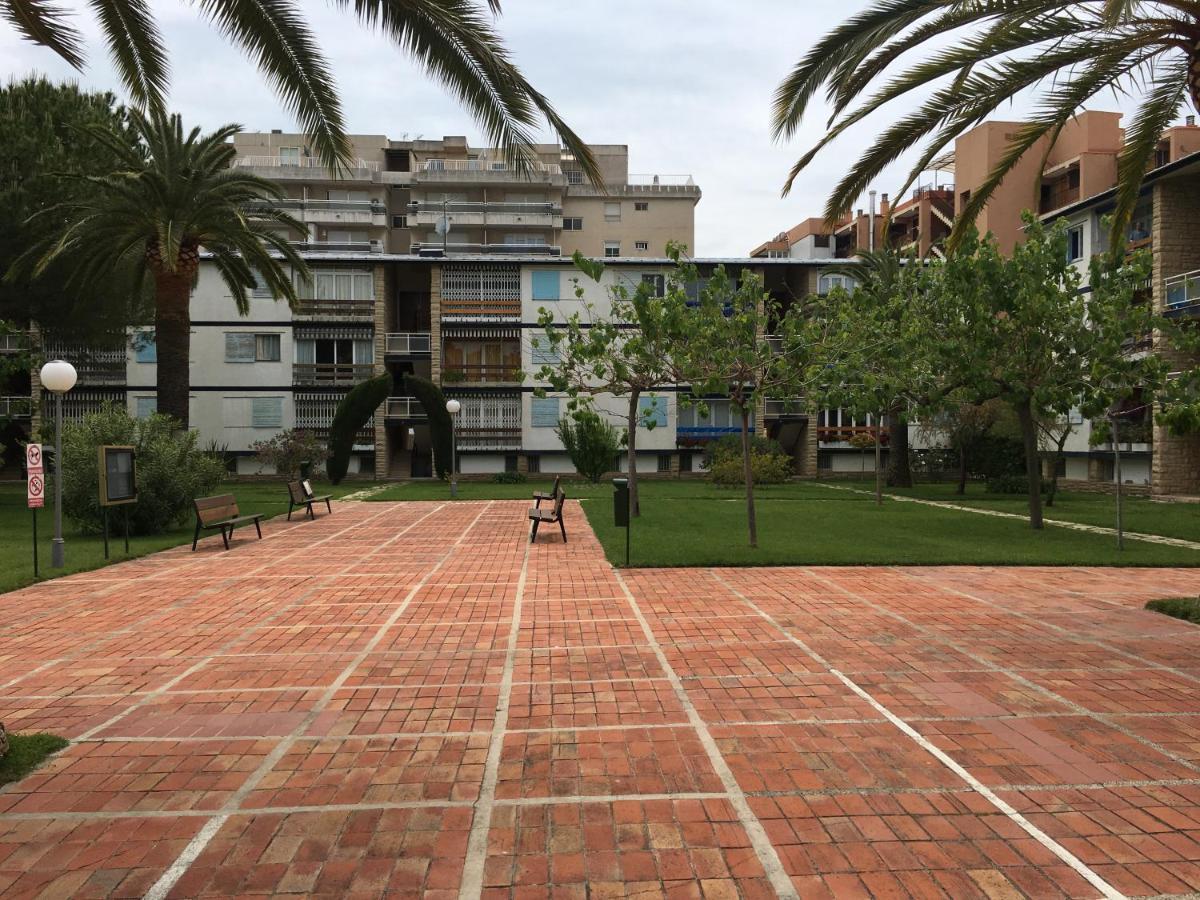 Book Ibiza Salou Lägenhet Exteriör bild